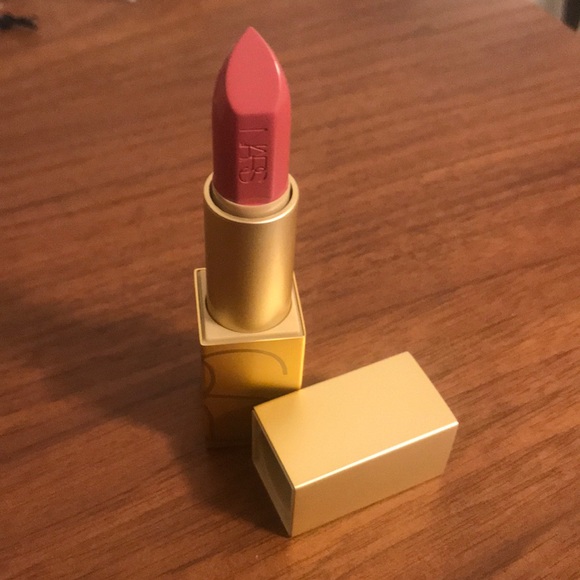 🎉HOST PICK🎉 BNIB Holiday Nars Audacious Lipstick - Picture 6 of 8